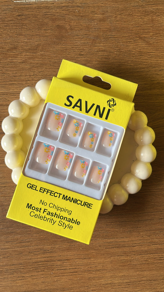 Floral: 12 nails in a box - Premium Nails