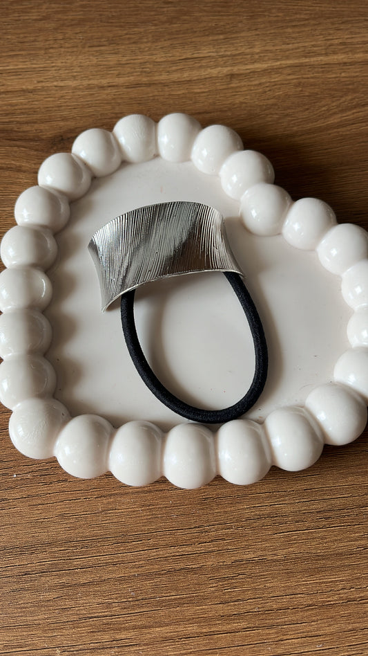 Pony cuff
