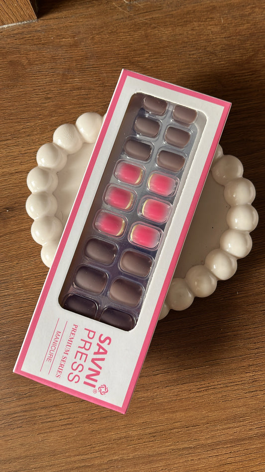 Brown: 24 nails in a box - High Quality Nails