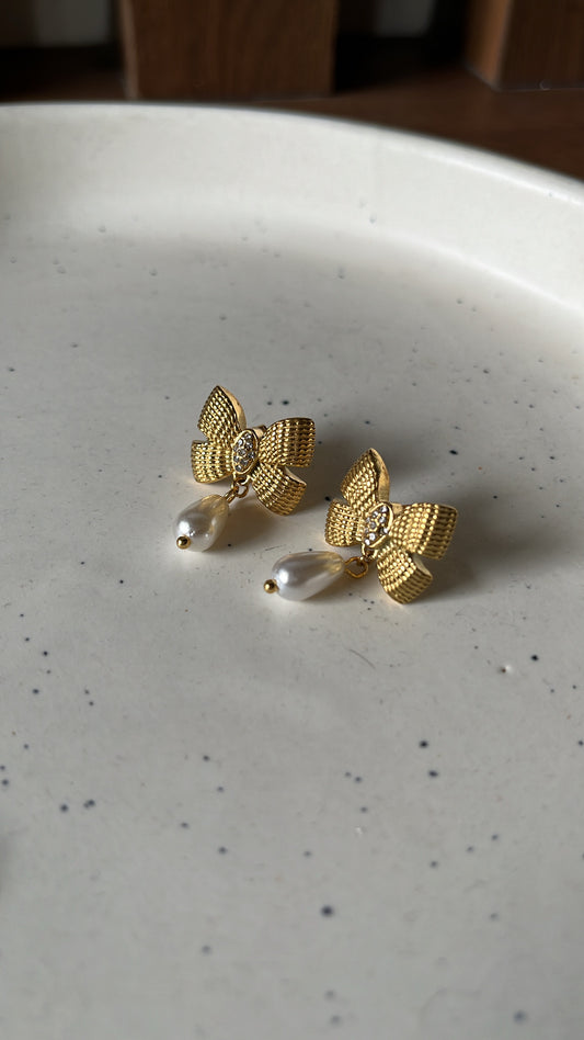 Bow Earrings with Pearl