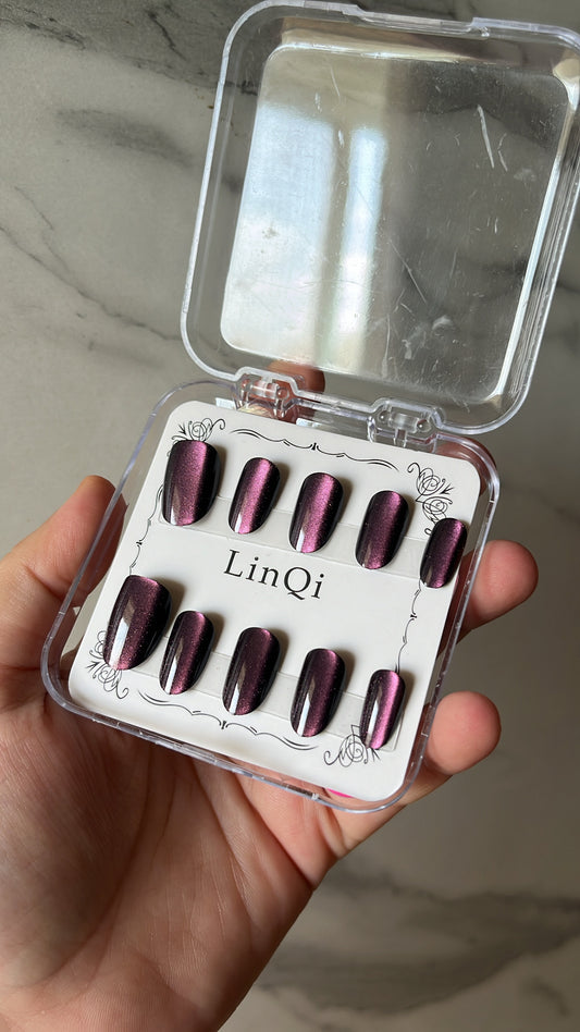Deep Purple Cat Eye Nails