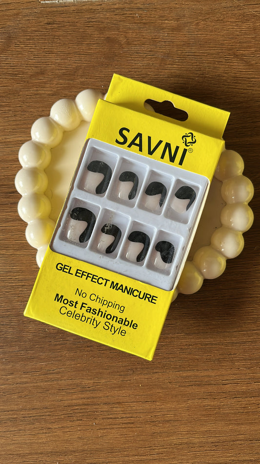 Abstract: 12 nails in a box - Premium Nails