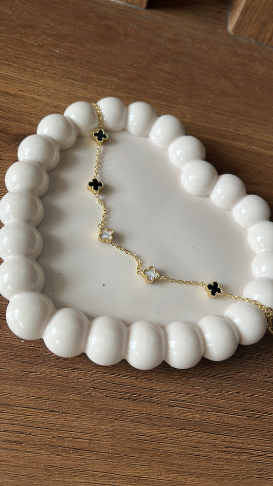 Small Clover Charm - Reversible Chain Bracelet