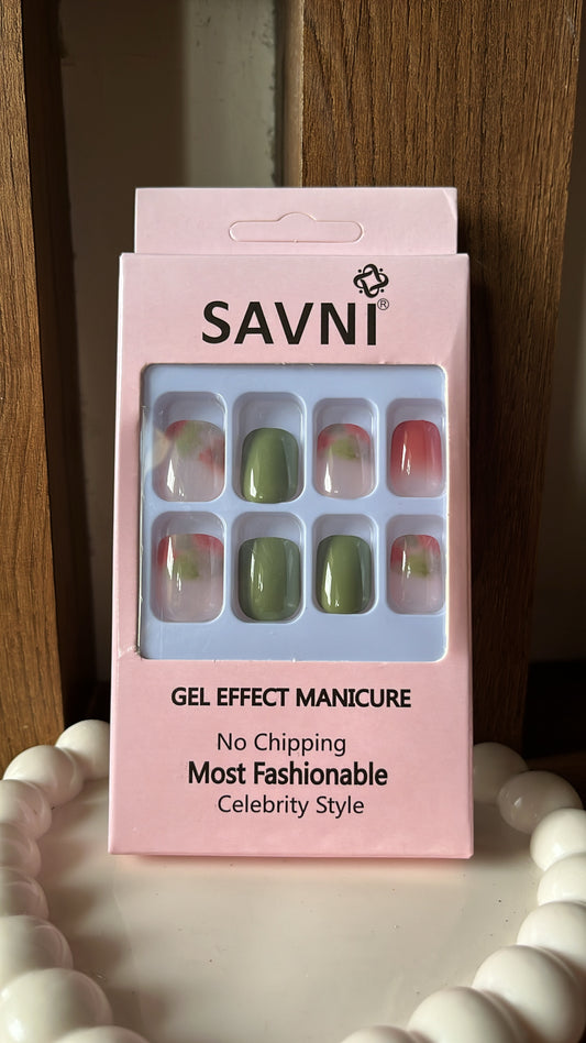 Green/Red Nails - Set of 12 nails