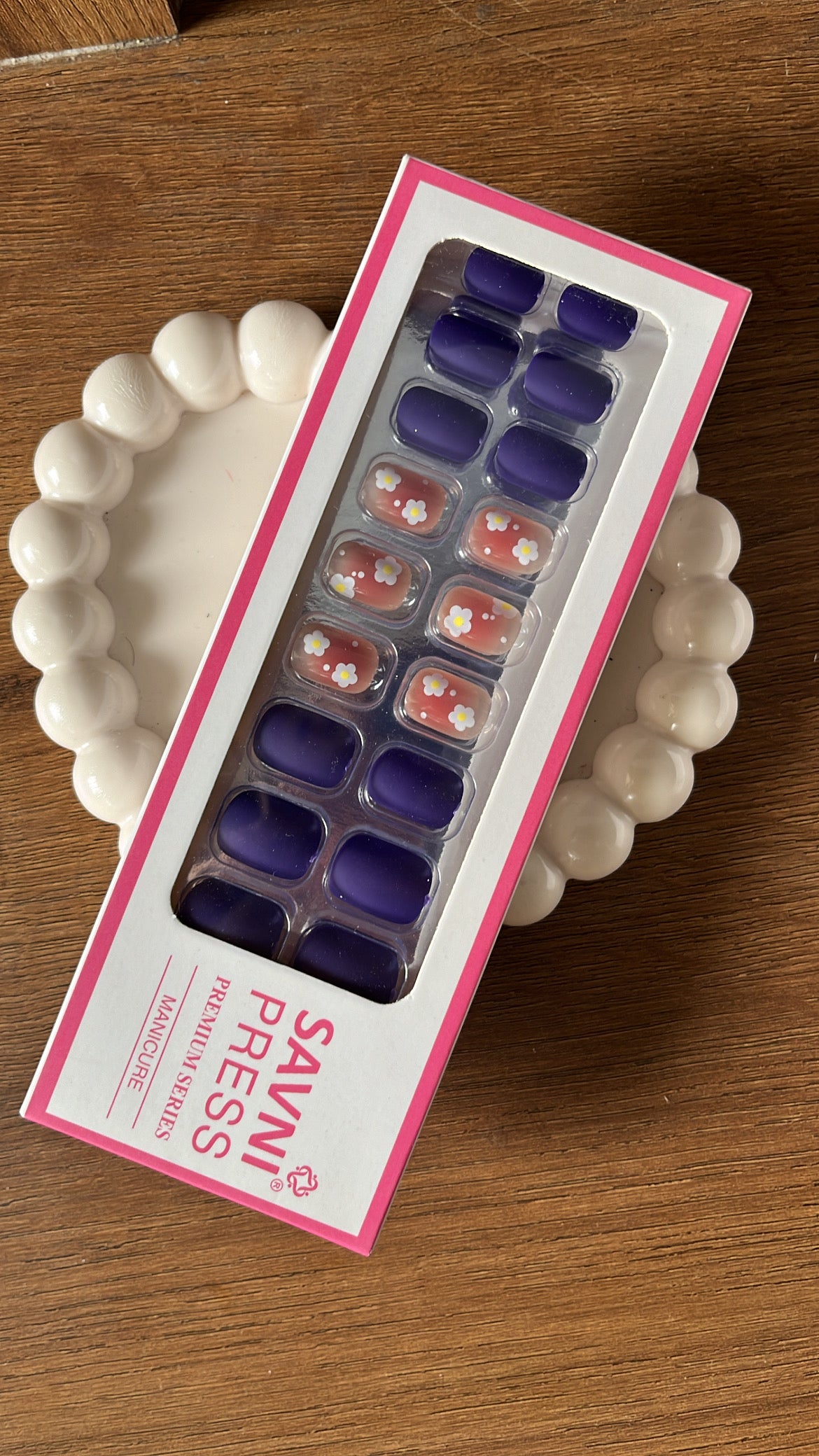 Purple: 24 nails in a box - High Quality Nails