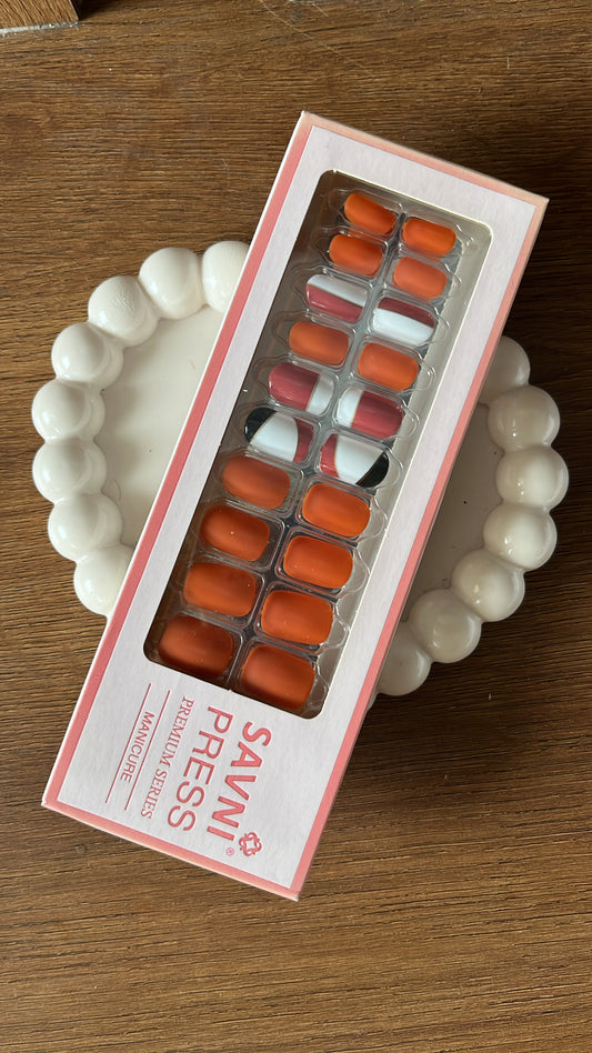 Orange: 24 nails in a box - High Quality Nails